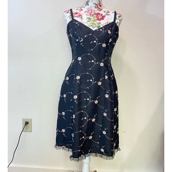 Adriana Black  Silk Flower  Embroidered Midi Dress, Cocktail, Party, Weeding 8 - Picture 1 of 11